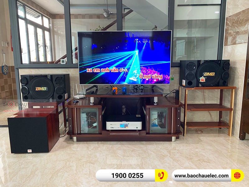 Dàn karaoke gia đình anh Sáng