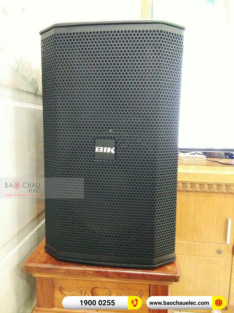 Dàn karaoke gia đình anh Thanh 