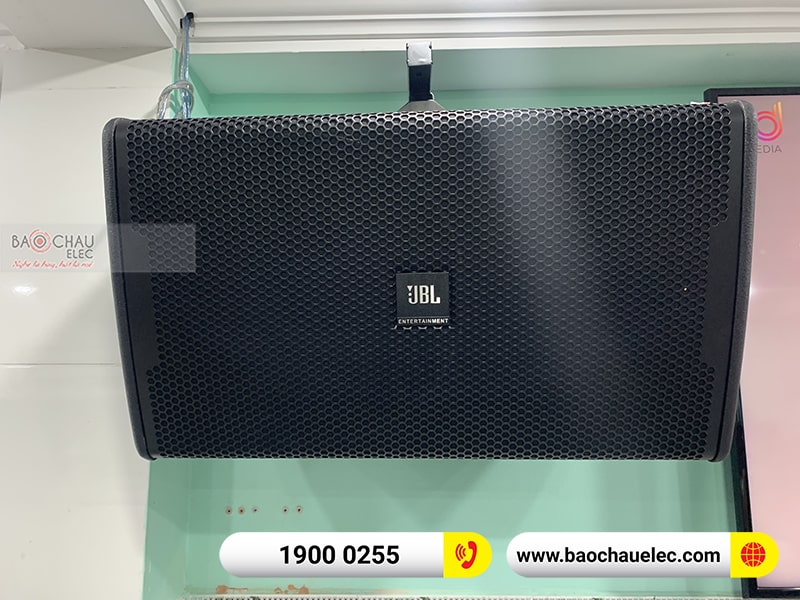 Dàn karaoke gia đình anh Thành 