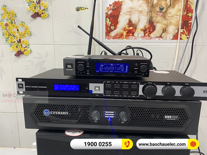 Dàn karaoke gia đình anh Thành 