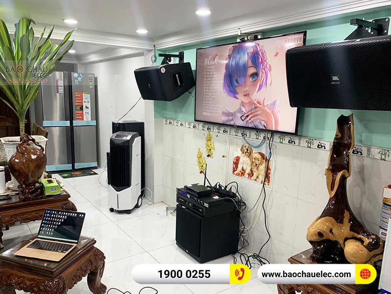 Dàn karaoke gia đình anh Thành 