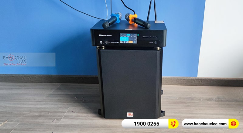 Dàn karaoke gia đình anh Thọ