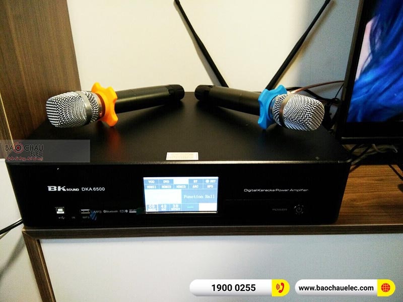 Dàn karaoke gia đình anh Tuấn