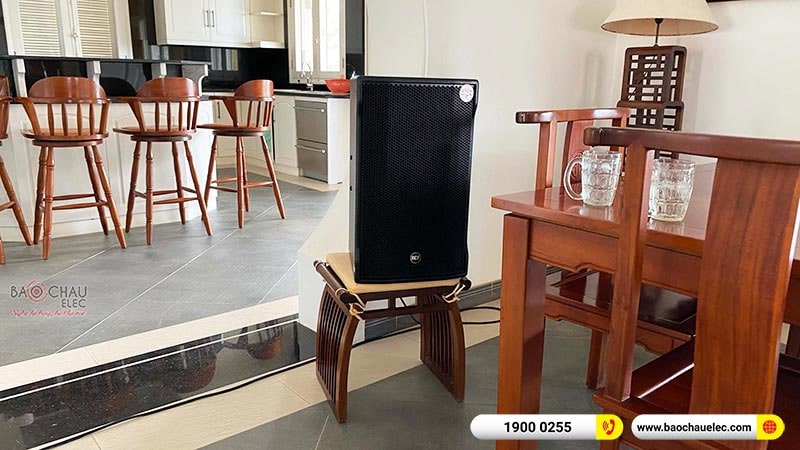 D&agrave;n karaoke gia đ&igrave;nh chị Ninh