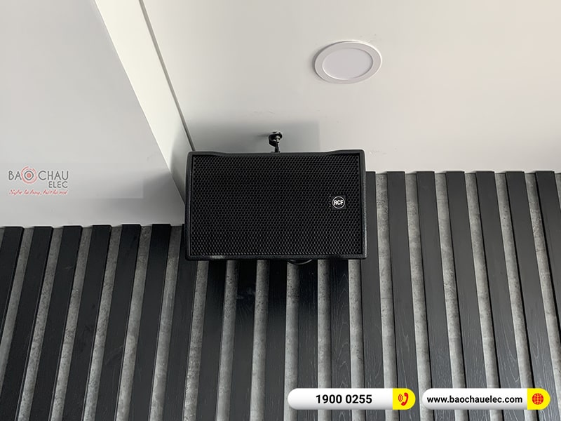 Dàn karaoke gia đình chị Tâm