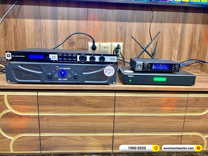 D&agrave;n karaoke gia đ&igrave;nh chị Trinh 
