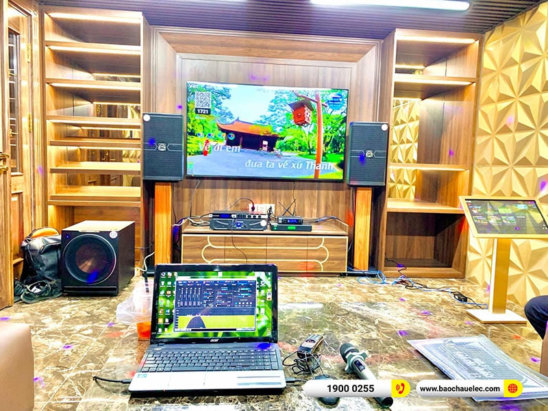 D&agrave;n karaoke gia đ&igrave;nh chị Trinh 