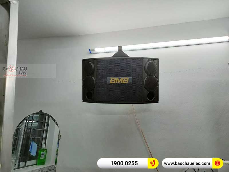 Dàn karaoke gia đình cô Thảo