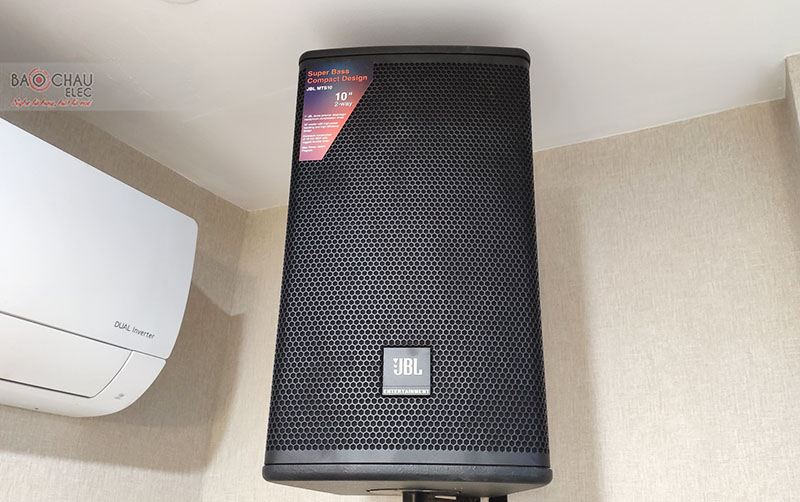 Dàn karaoke gia đình anh Hào h2