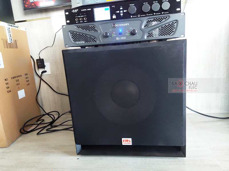 Dàn karaoke gia đình anh Hồ h4