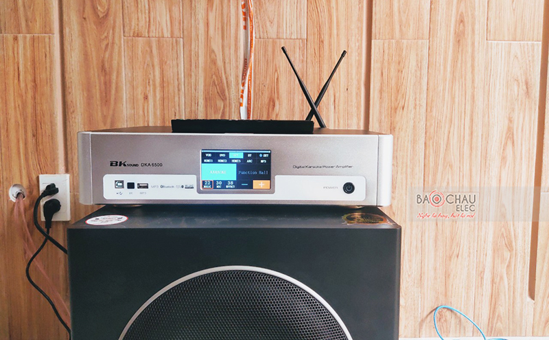 Dàn karaoke gia đình anh Hùng h3