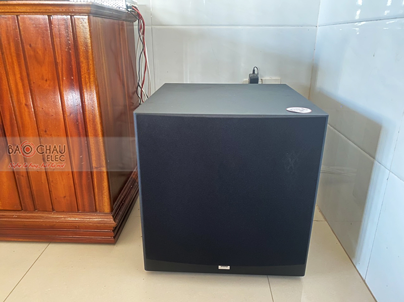 Dàn karaoke gia đình anh Quý