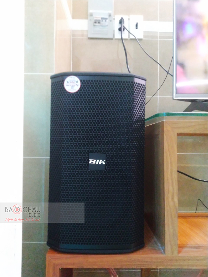 Dàn karaoke gia đình anh Thao h1