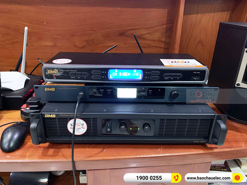 Dàn karaoke gia đình anh Trọng