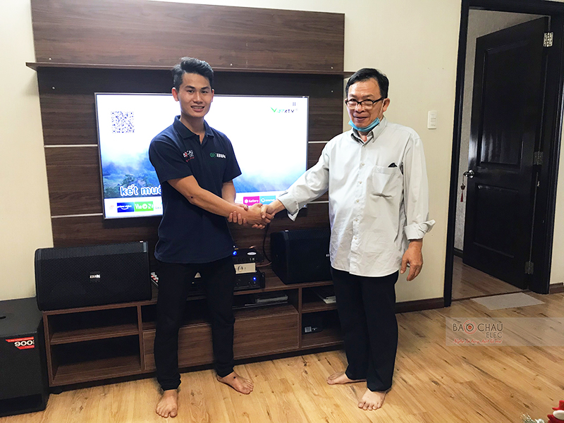 Dàn karaoke gia đình anh Tuấn h7