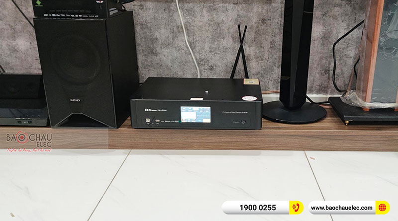 Dàn karaoke gia đình chị Anh