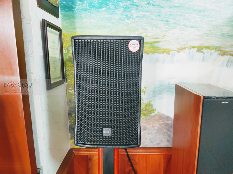 Dàn karaoke gia đình chị Liên h1