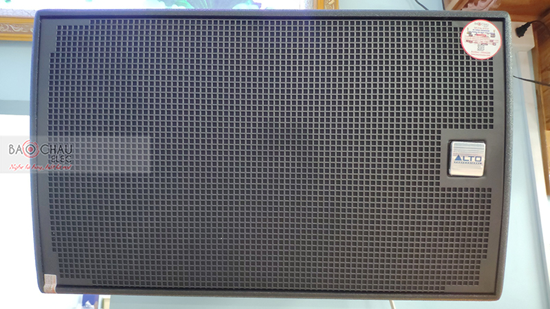 Dàn karaoke gia đình chị Loan h1
