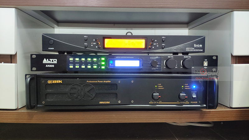 Dàn karaoke gia đình chị Loan h3