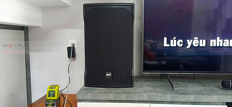 Dàn karaoke gia đình chị Nhung h1