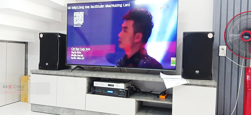 Dàn karaoke gia đình chị Nhung h5