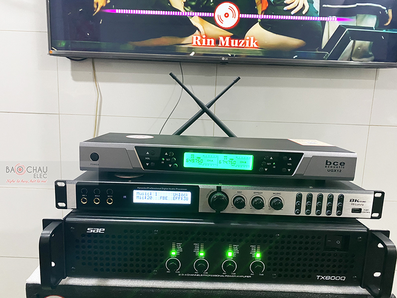 Dàn karaoke gia đình chị Oanh h4