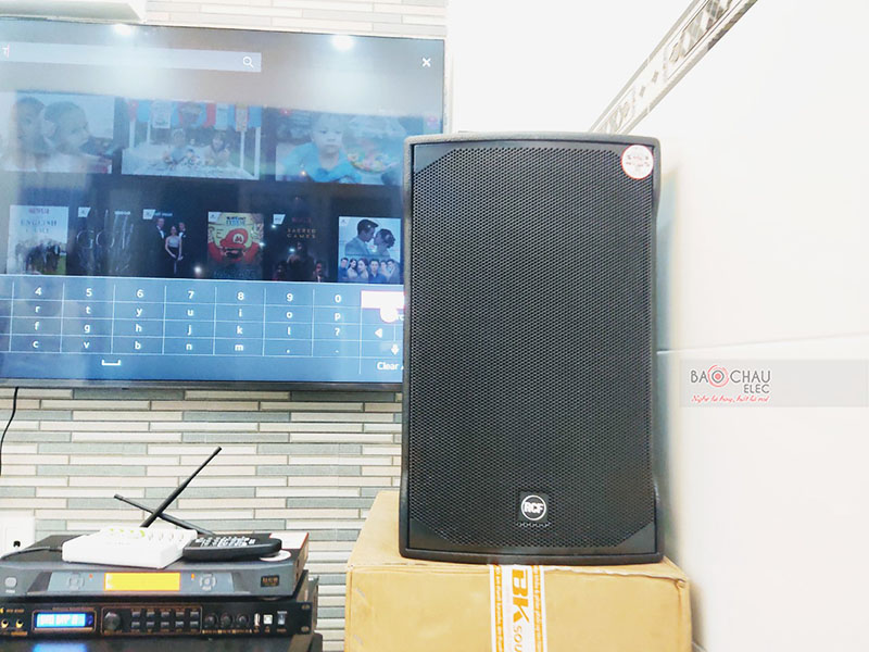 Dàn karaoke gia đình chị Tuyền h2