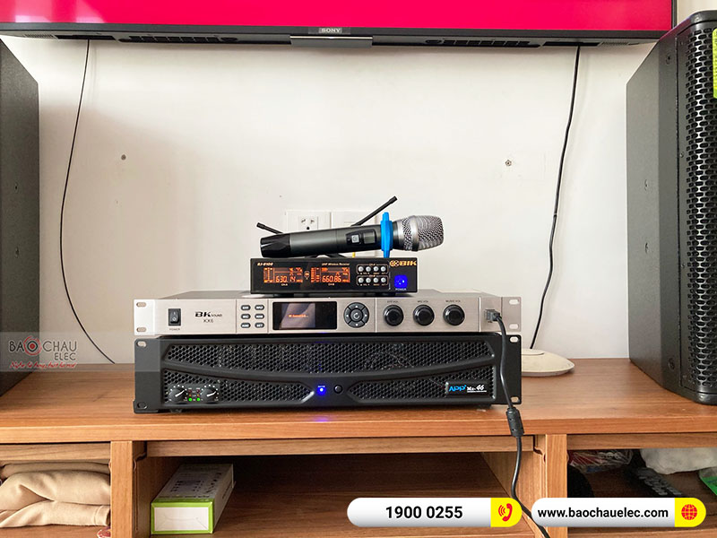 Dàn karaoke gia đình chị Vy