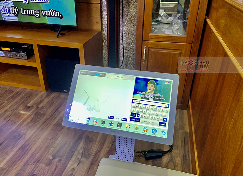 Dàn karaoke gia đình chú Đồng h4