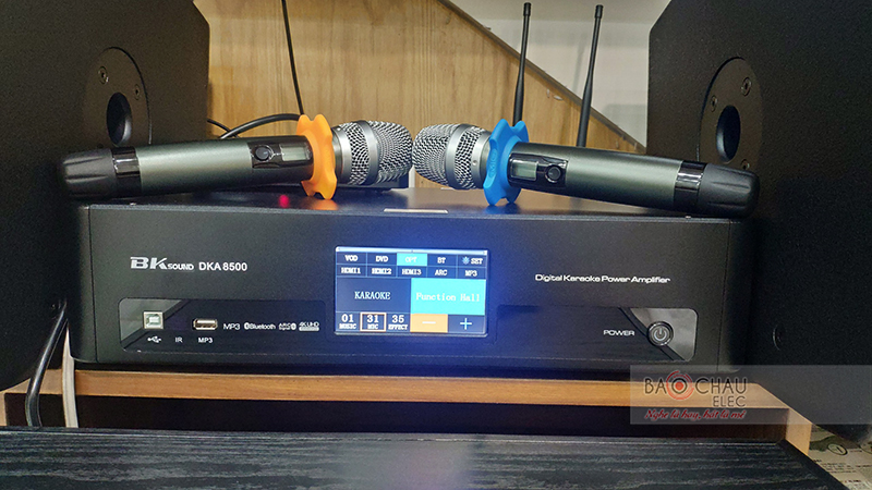Dàn karaoke gia đình chú Hòa h3
