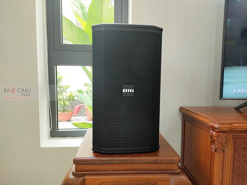 Dàn karaoke gia đình chú Sử