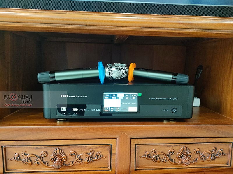 Dàn karaoke gia đình chú Sử