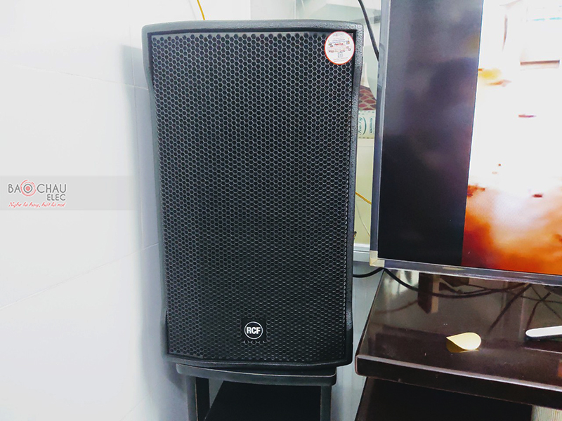 Dàn karaoke gia đình cô Hồng h1