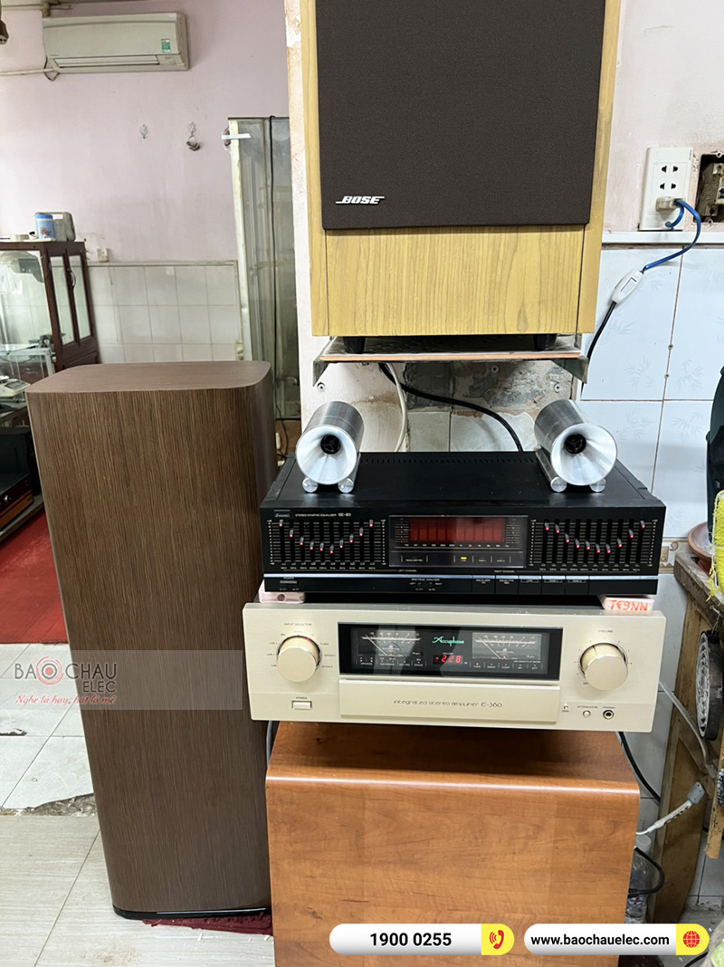 Dàn nghe nhạc gia đình anh Kha