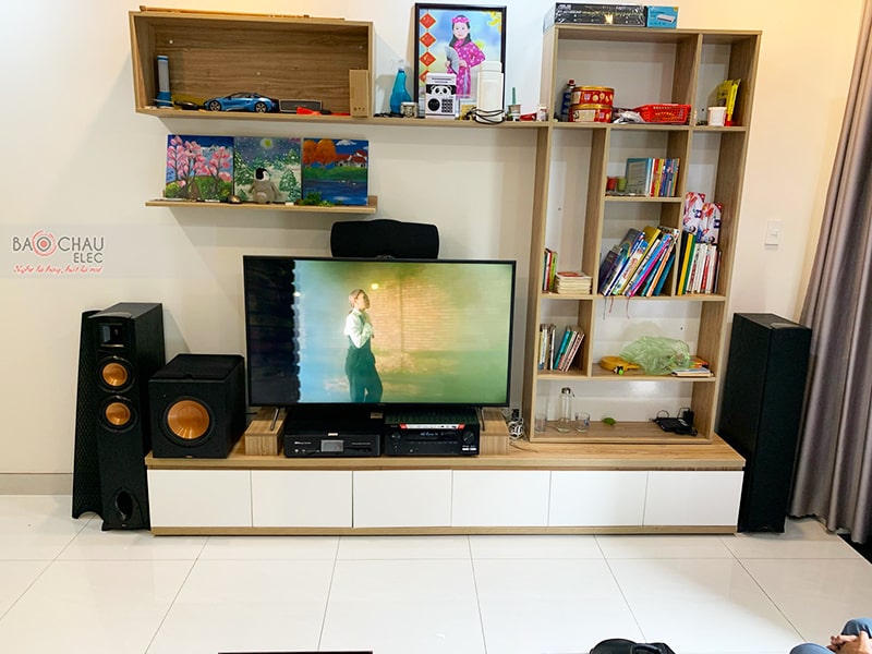 Dàn nghe nhạc anh Nhân