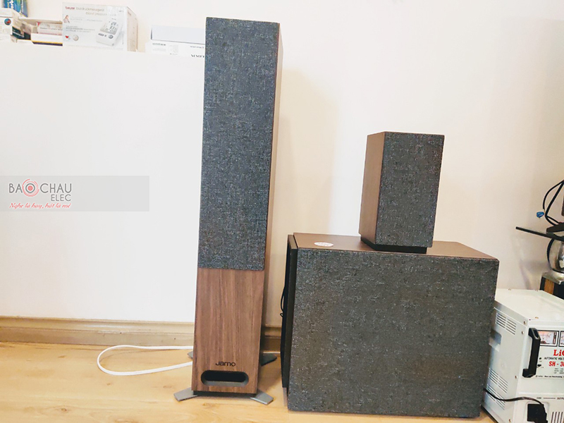 Dàn nghe nhạc Jamo của Chú Thái