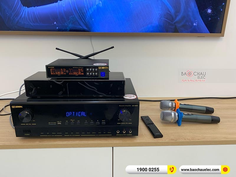 Dàn nghe nhạc, karaoke gia đình chị Thy