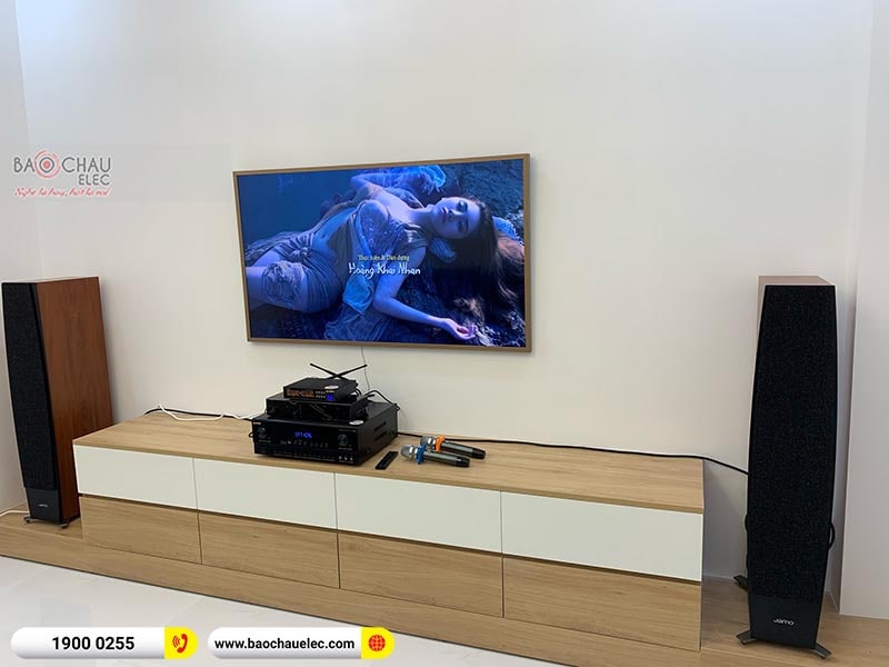 Dàn nghe nhạc, karaoke gia đình chị Thy