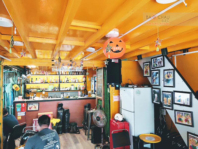 hệ thống &acirc;m thanh Qu&aacute;n mini pub của anh Hồ h1