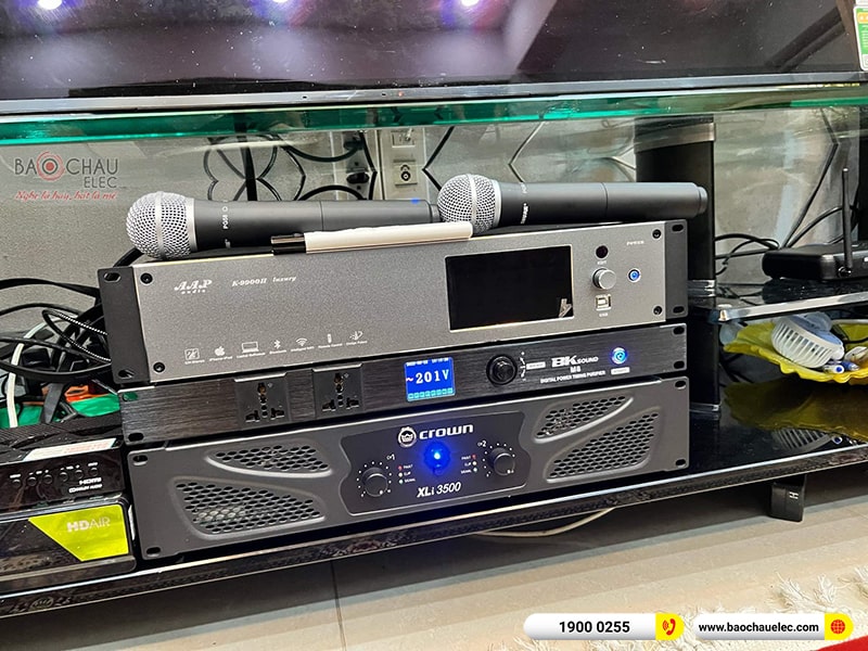 Dàn karaoke gia đình anh Cương