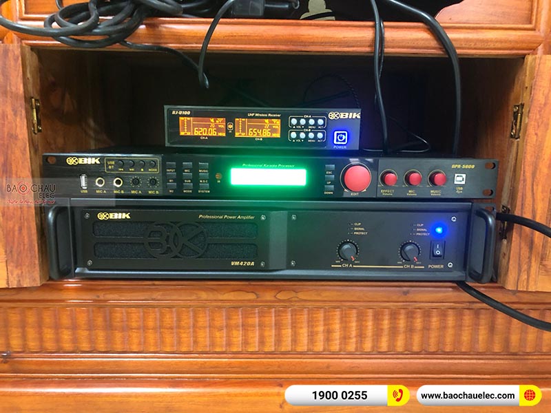 Dàn karaoke gia đình anh Thắng 
