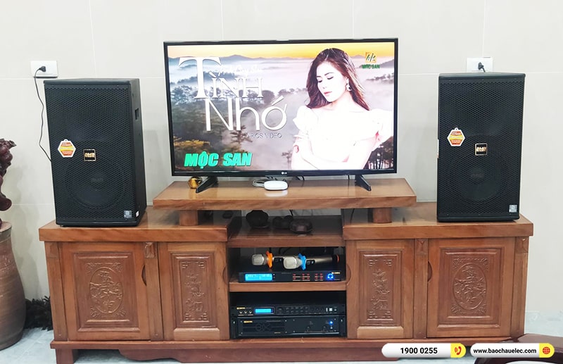 D&agrave;n karaoke gia đ&igrave;nh anh Tuy&ecirc;n tại H&agrave; Nội