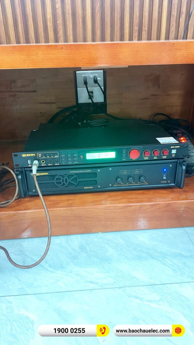 Dàn karaoke gia đình chú Hường