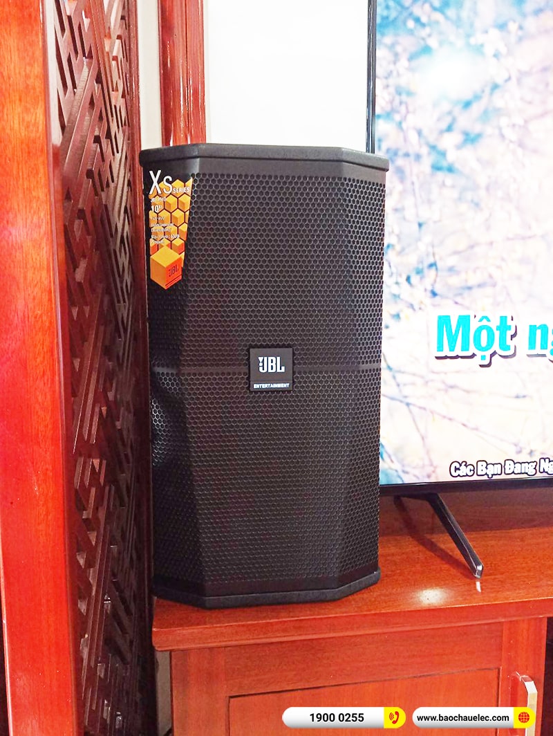 Lắp đặt dàn karaoke trị giá khoảng 60 triệu cho cô Hoài tại Hà Nội (JBL XS10, Crown Xli2500, KX180A, JBL VM300)