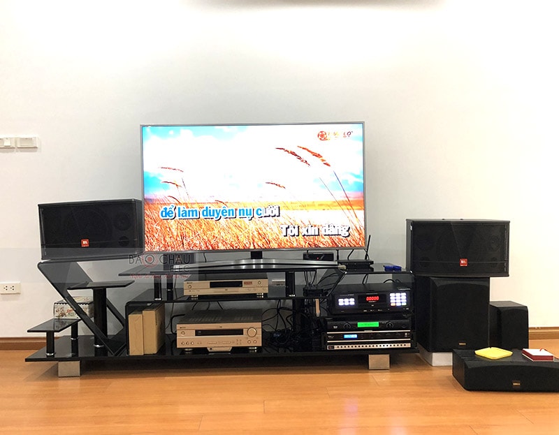 Dàn karaoke gia đình anh Cường ở Hoàng Đạo Thúy h4