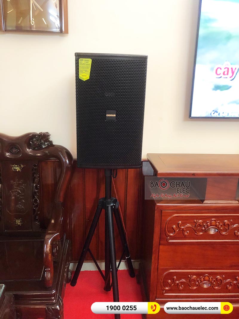 Dàn karaoke gia đình anh Tuyến