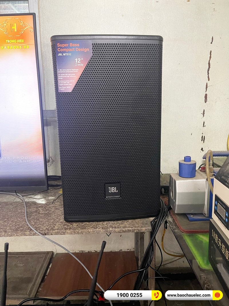 Lắp đặt dàn karaoke trị giá khoảng 60 triệu cho anh Dương tại Hà Nội (JBL MTS12, VM820A, KX180A, JBL A120P, BCE VIP3000) 