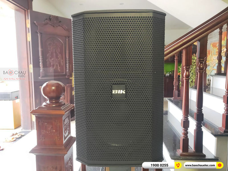 Loa sub BIK BJ- W66 Plus sở hữu thiết kế khỏe khoắn và hiện đại, khả năng trình diễn tuyệt vời, tái tạo âm trầm mạnh mẽ, chắc chắn. Hình ảnh bộ dàn được lắp đặt và bàn giao cho gia đình: