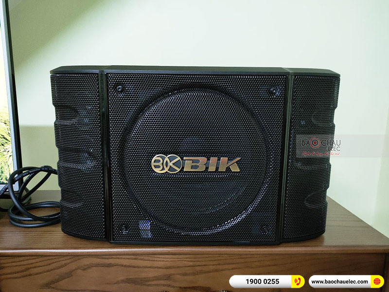Dàn karaoke gia đình anh Tuấn
