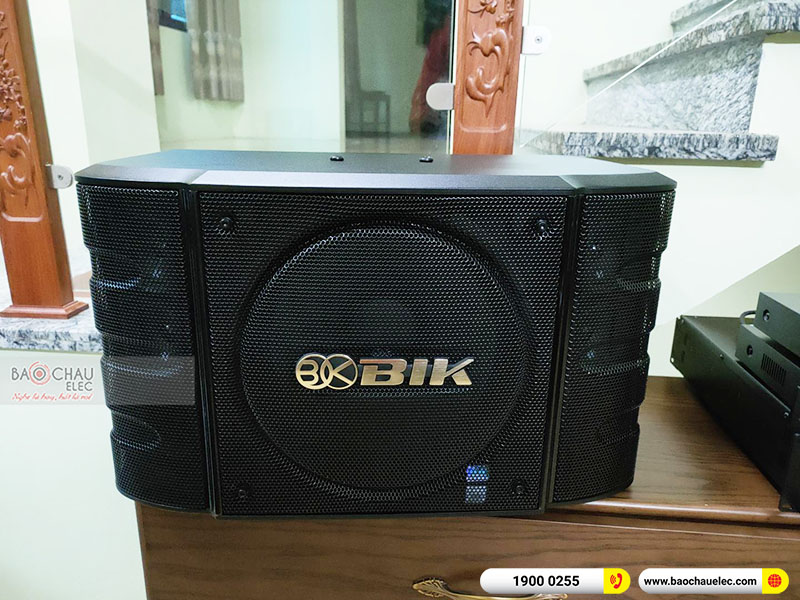 Dàn karaoke gia đình anh Tuấn